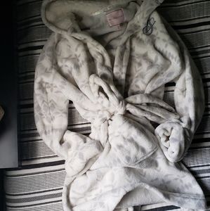 Victoria's Secret Robe